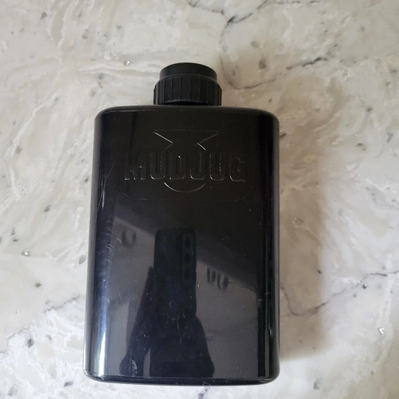 Mud Jug Spittoon - Picture 6 of 7